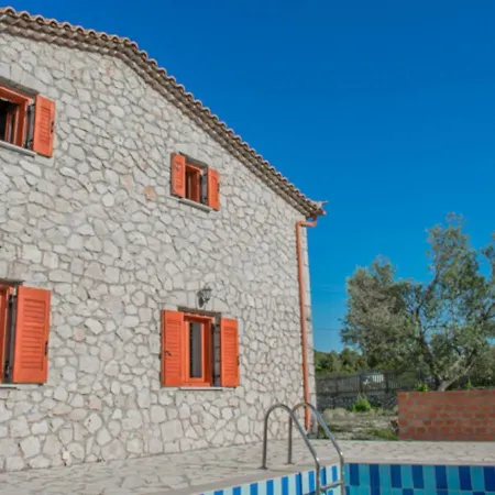 Villa Helen Volímai